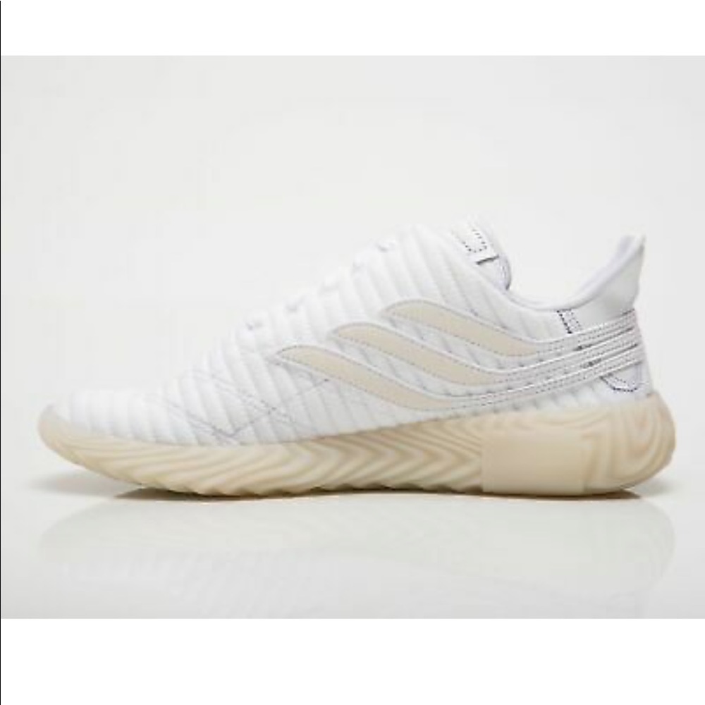 Adidas Originals Sobakov Men’s White Casual Athletic Life Style Sneakers. NWT 🤍
